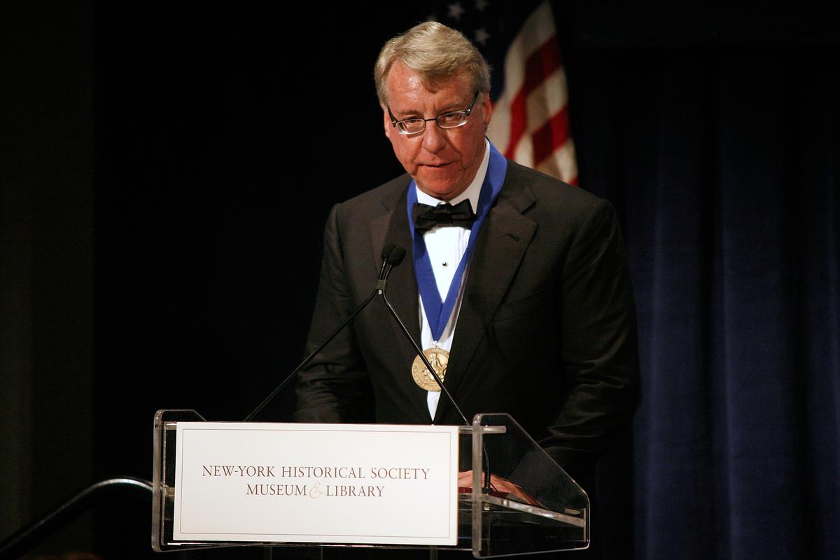 These 5 Hedge Fund Legends Are Betting Against China