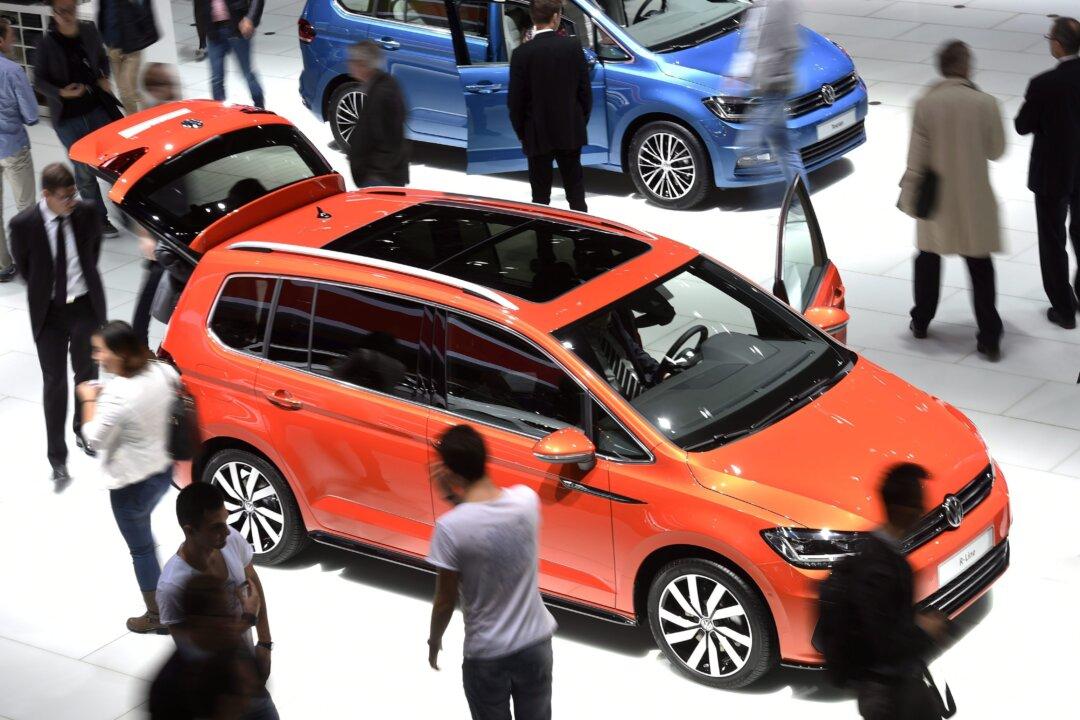 VW Scandal: Automaker Betrayed Our Trust, Say Owners