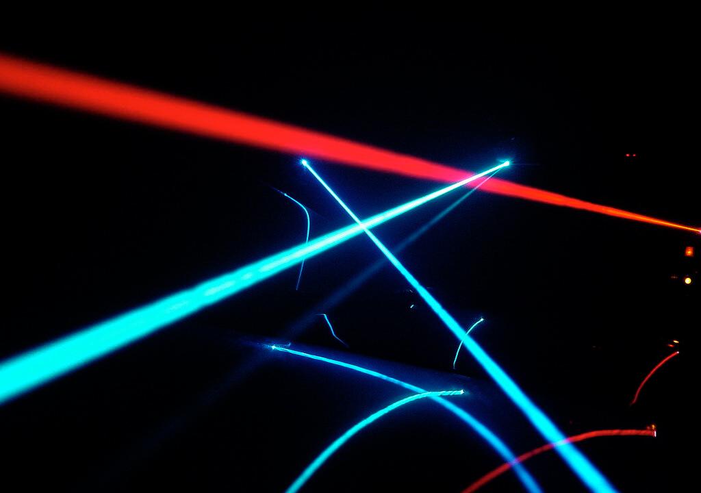 In Future, the Internet Could Come Through Your Lightbulb