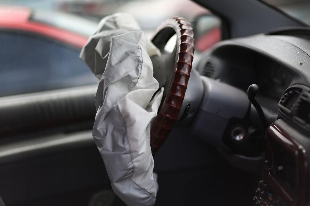 US Regulators Push for Recall of 52 Million Air Bag Inflators by Tennessee Company