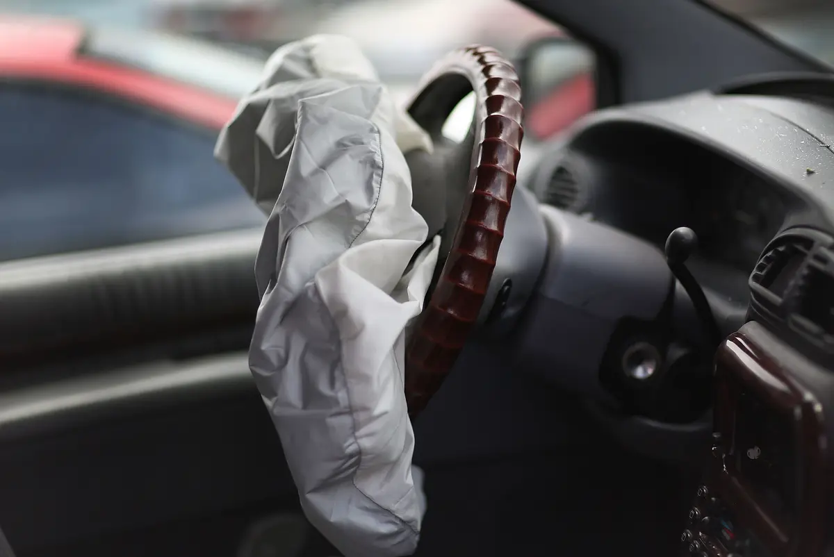 Made-in-China Air Bags Blamed in 8 Drivers’ Deaths thumbnail