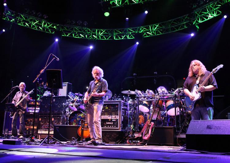 Phil Lesh, Grateful Dead Co-Founding Bassist, Has Died at 84
