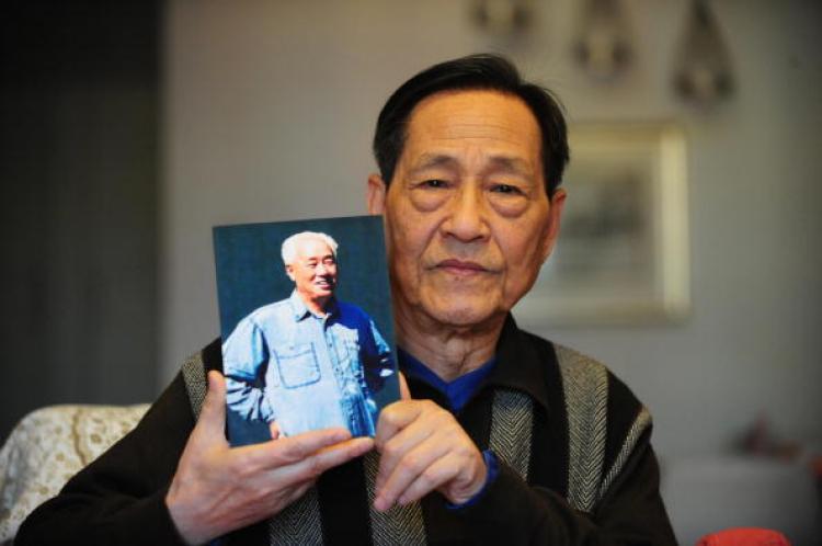 Bao Tong, Senior Chinese Official Supportive of Democracy and Spiritual Belief, Dies at 90