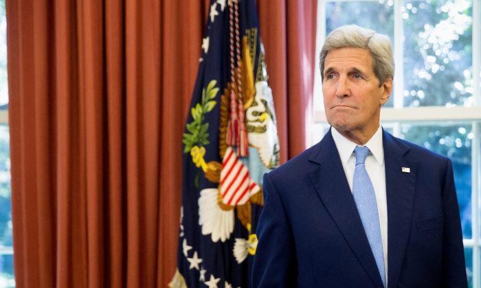 Kerry Offers Support, Friendship to Central Asia Nations