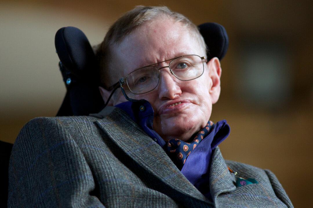 New Technology Could Threaten Human Survival, Says Stephen Hawking