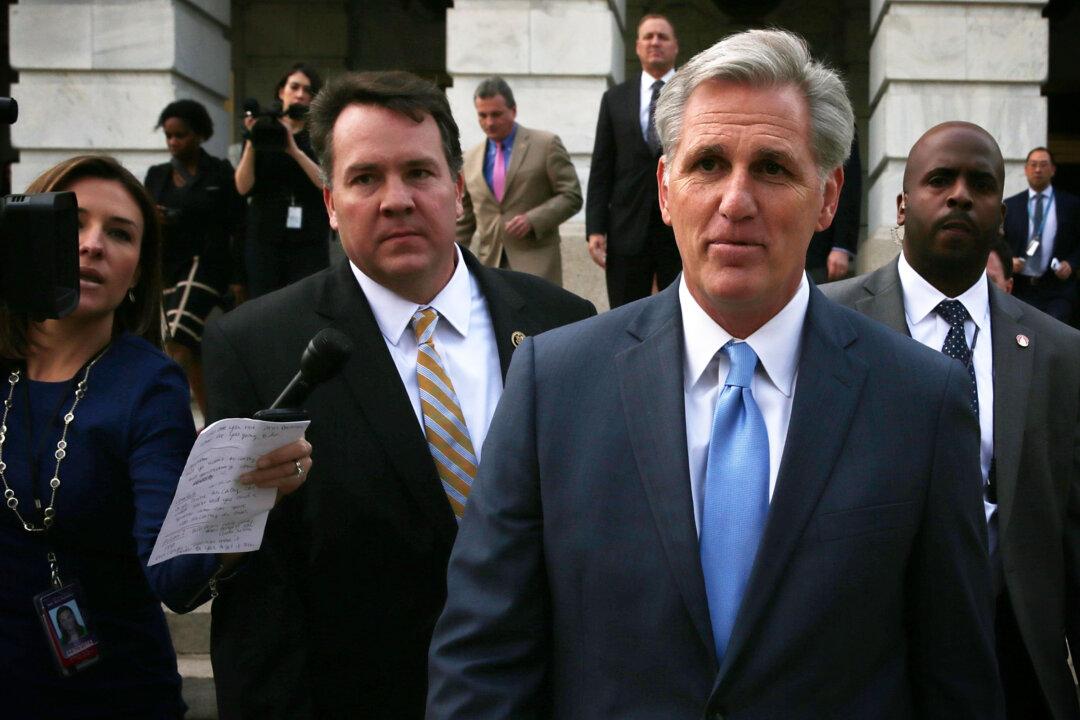 McCarthy Abruptly Withdraws Candidacy for House Speaker