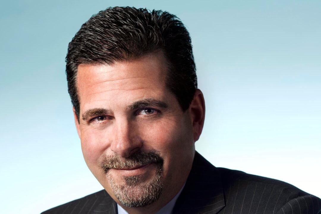 How One Watchmaker Wants to Tackle Apple and Samsung