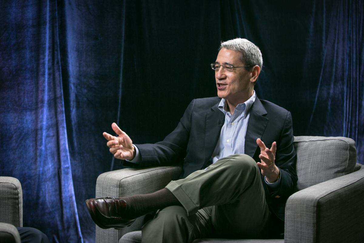 Gordon Chang: ‘China Is Going to Go Into Free Fall’