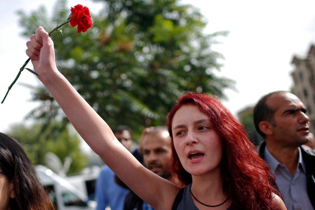 Turkish Investigators Focus Probe on ISIS Extremists