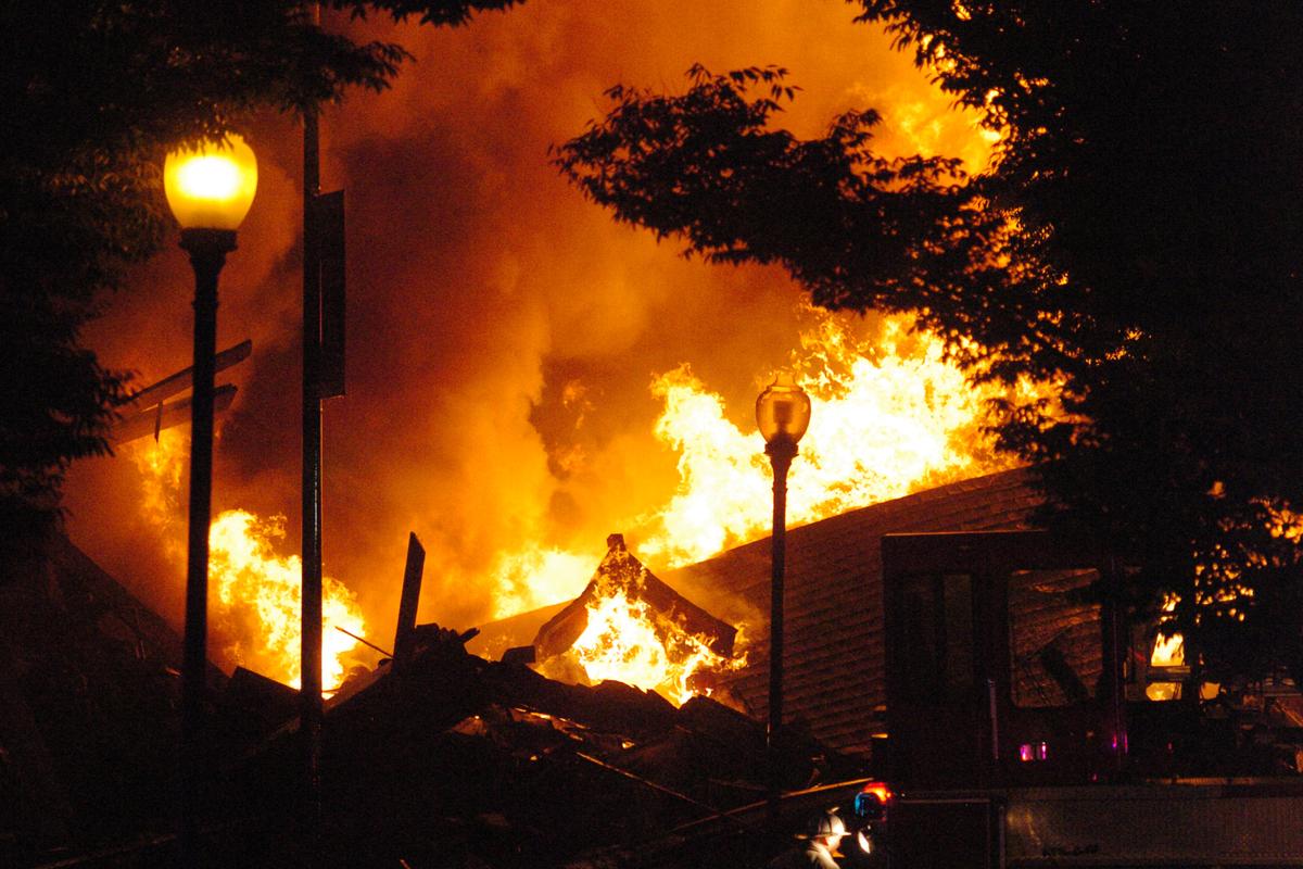 2 Firefighters Die Saving 2 Other Lives in Kansas City Blaze