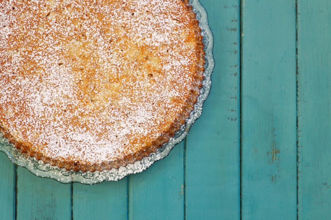 Heavenly Almond Cake Recipe