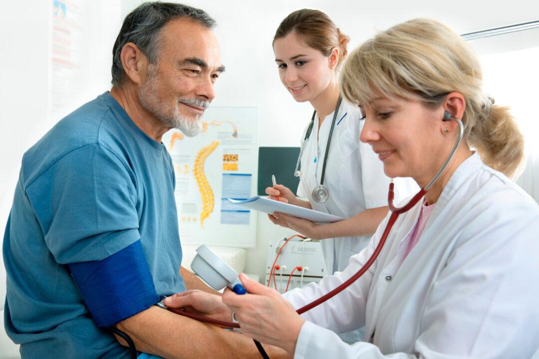 Dementia And Guns: When Should Doctors Broach The Topic?