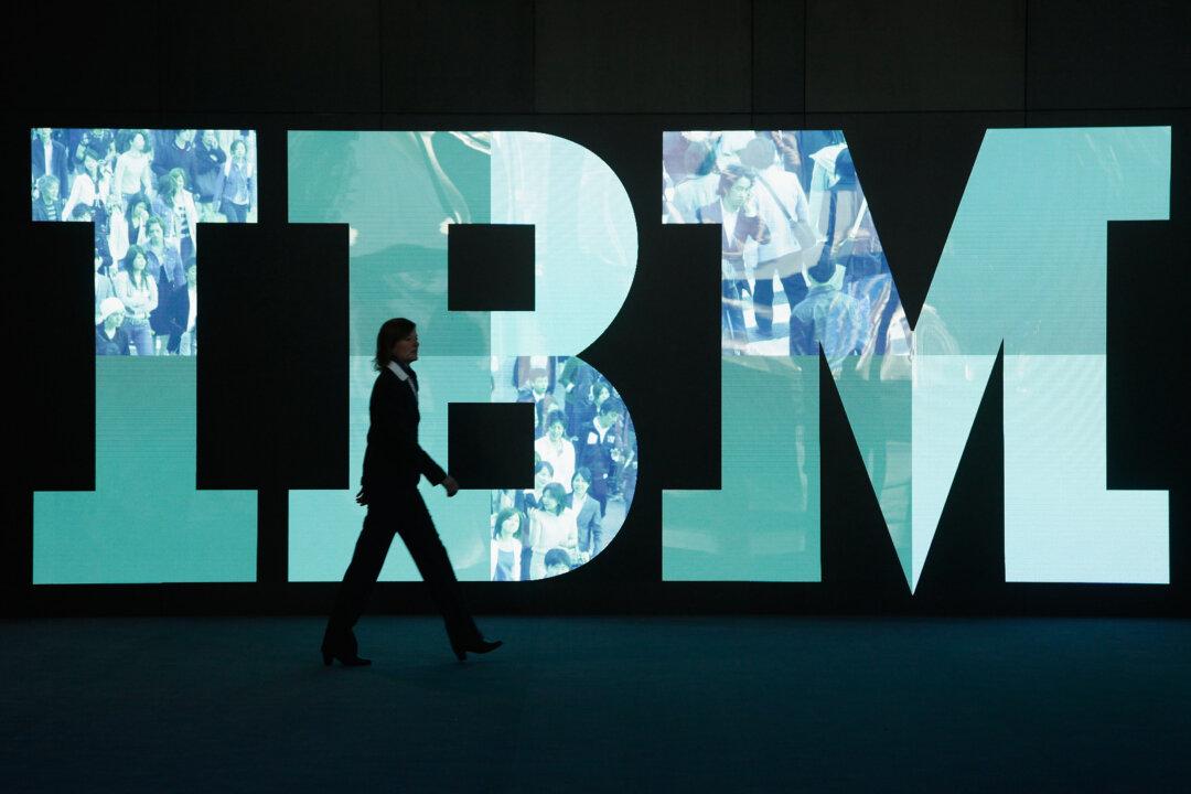 What Wal-Mart’s and IBM’s Troubles Really Tell Us About the US Economy