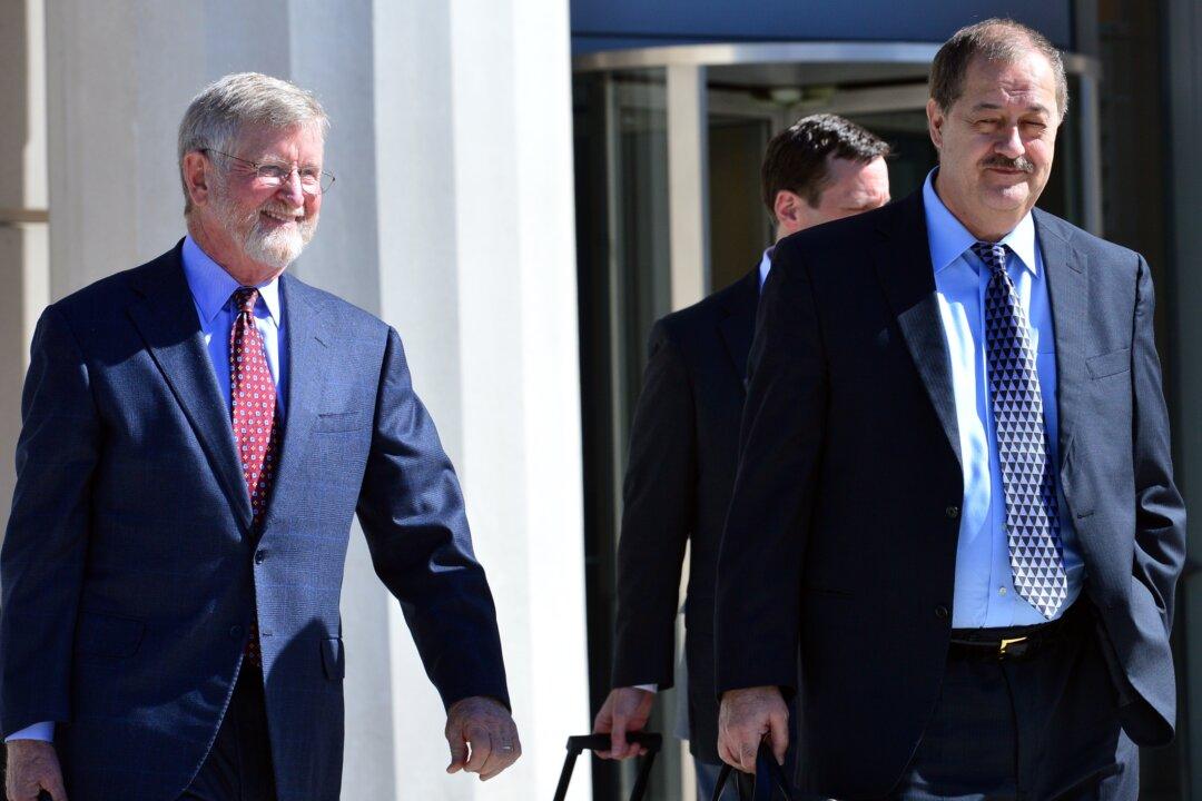 Ordered to Drop Politics, Ex-Coal CEO Shows Views on Trial