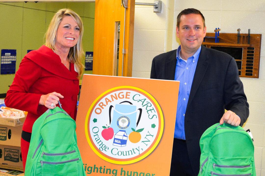 County Exec Packs Weekend Food for Chester Students