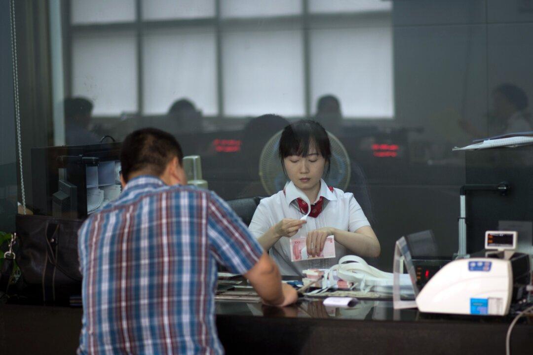 As Much as $850 Billion Left China So Far This Year