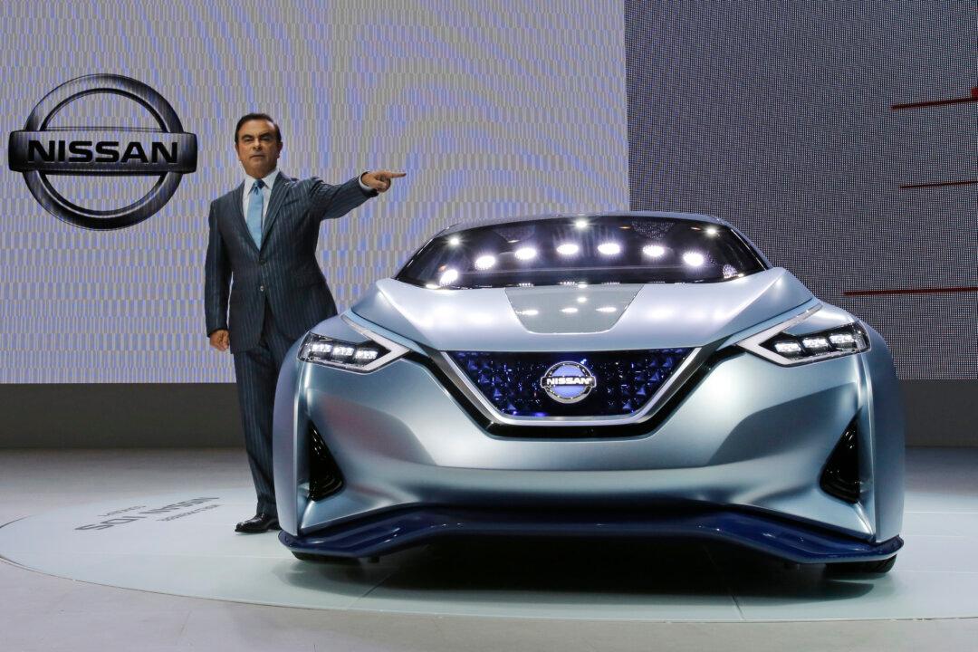 Green Self-Driving Cars Take Center Stage at Tokyo Auto Show