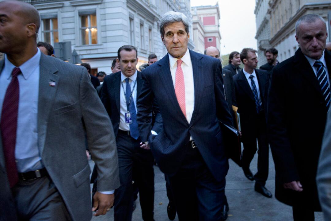 Kerry to Meet With Putin on Syria, Ukraine Next Week