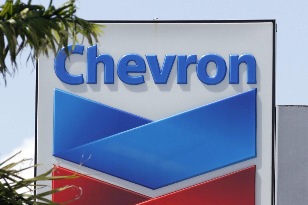 Chevron Cutting Up to 7,000 Jobs as Oil Profits Shrink
