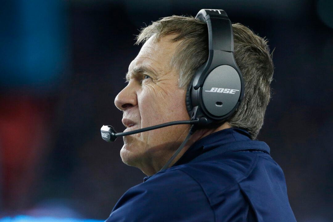 Report: Bill Belichick Writes Letter to Support Donald Trump
