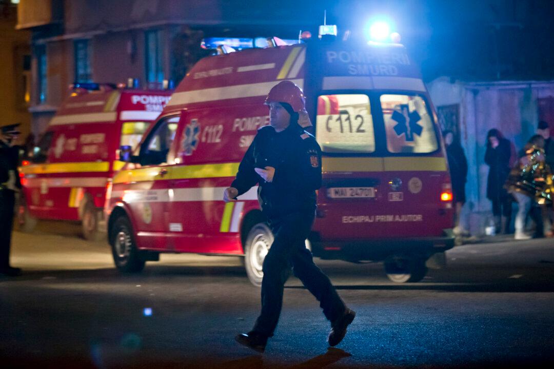 Foreign Specialists Help Romania Treat Fire Victims