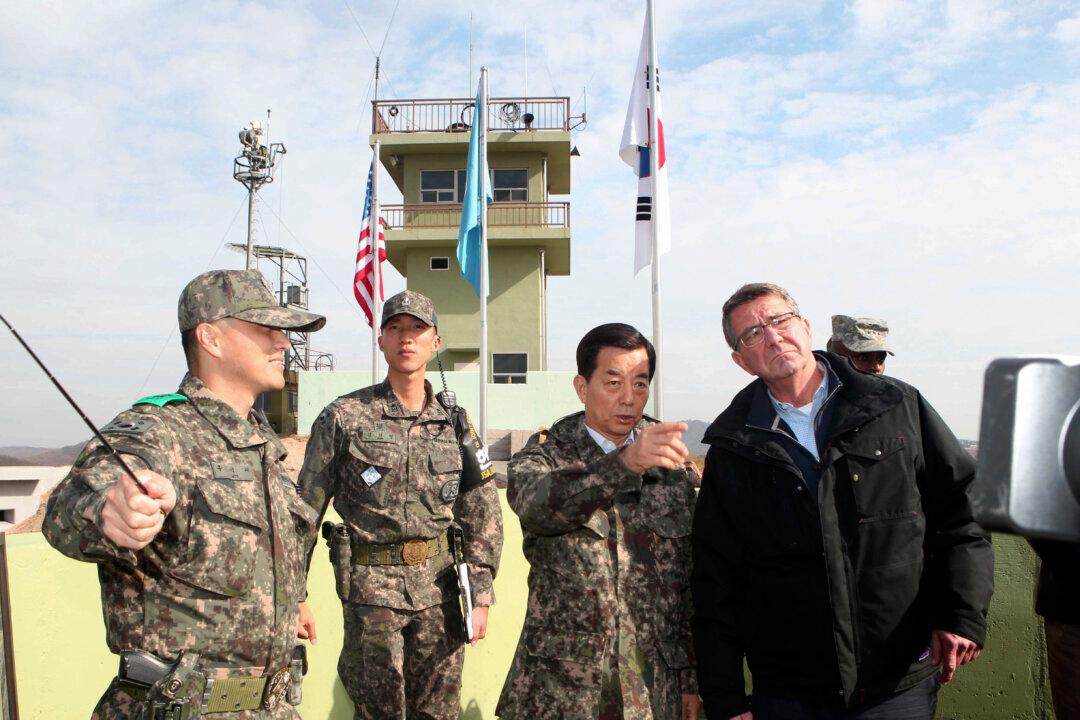 US, South Korea Pledge to Strengthen Defenses Against North
