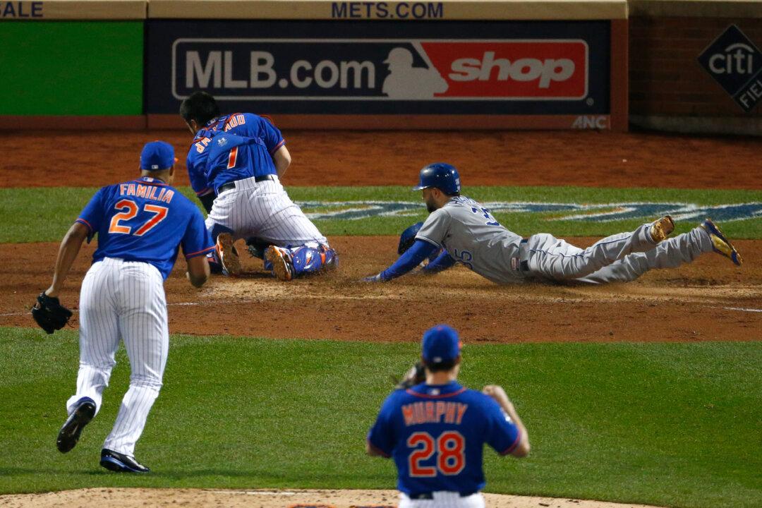 8 Critical Plays That Decided the World Series