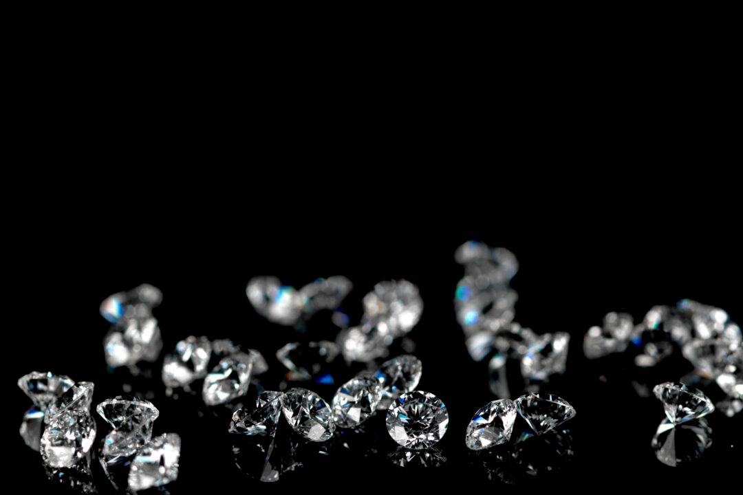 Is the Deep Earth Churning Out Tiny Diamonds?