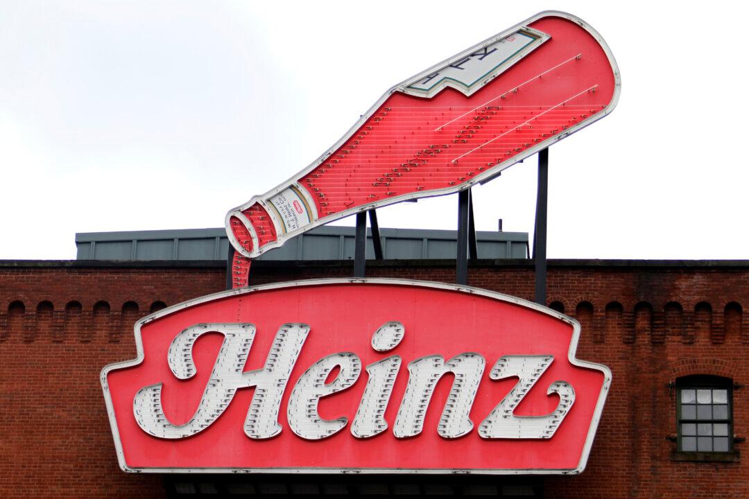 Kraft Heinz to Close 7 Plants in US, Canada, Cut 2,600 Jobs