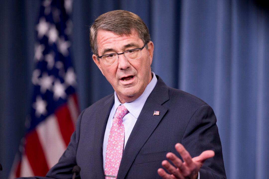 Pentagon Chief: Iraqi Airstrike May Be ‘Mistake’ by Both Sides