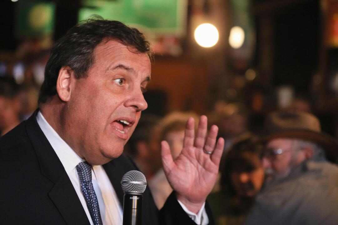 Christie Shrugs Off Latest Setback After Debate Downgrade
