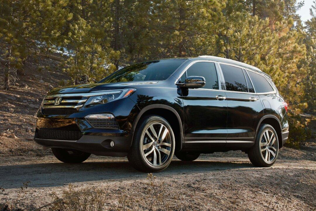 2016 Honda Pilot: Benchmark for Family Crossovers
