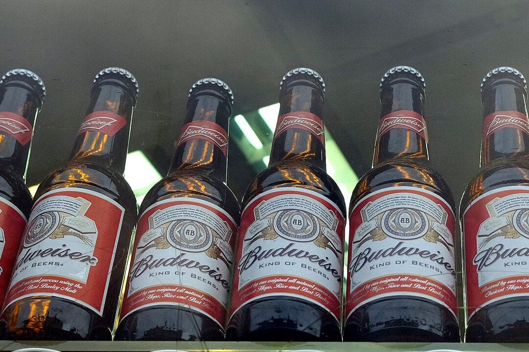 Budweiser Maker Finalizes $107 Billion Bid for SABMiller