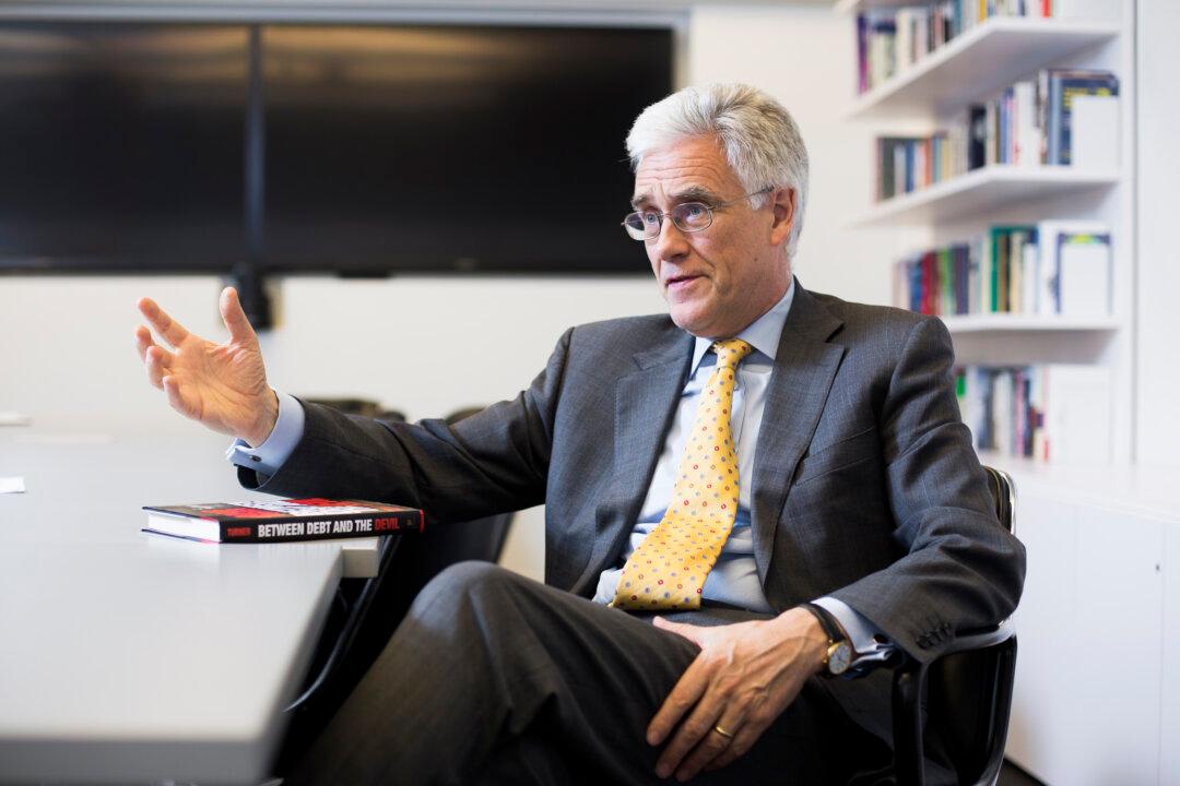 The Truth About Banking: Former Top Regulator Speaks Out