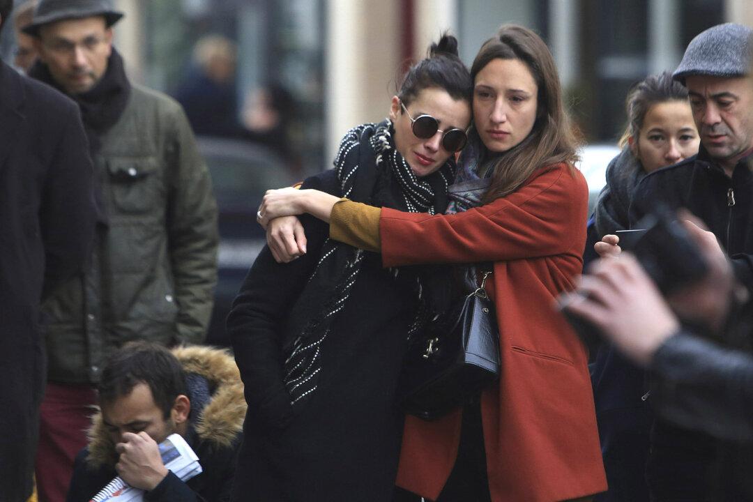 France Vows to Punish ISIS for Paris Attacks That Killed 127