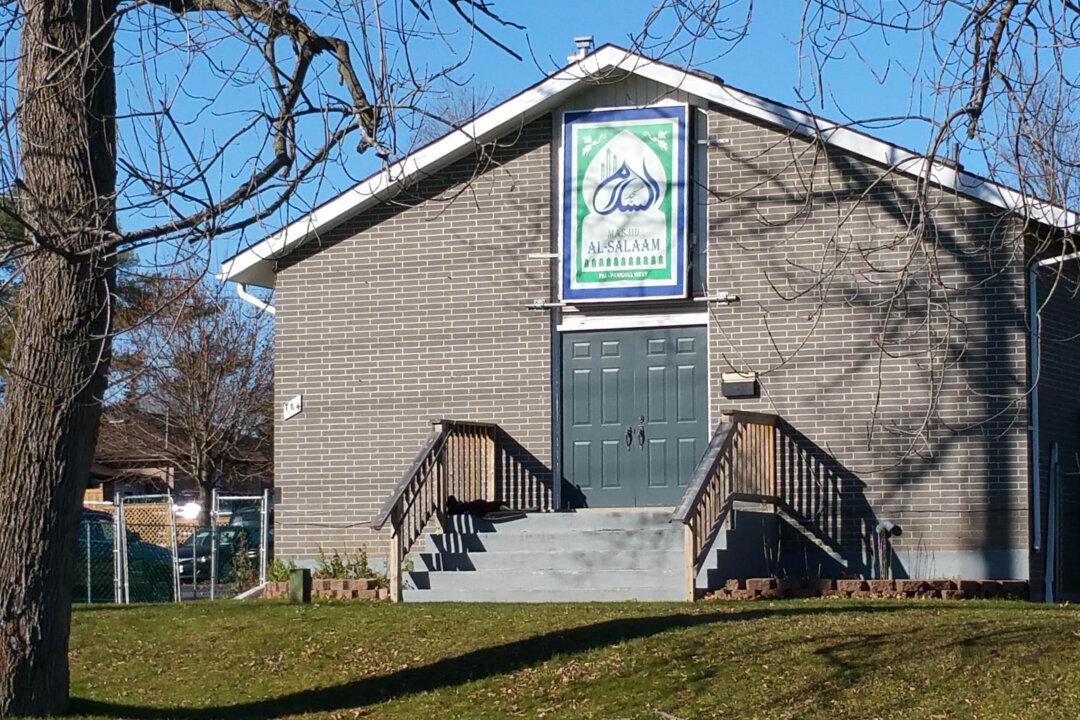 Security Is Focus at Churches, Mosques Amid Heightened Fears