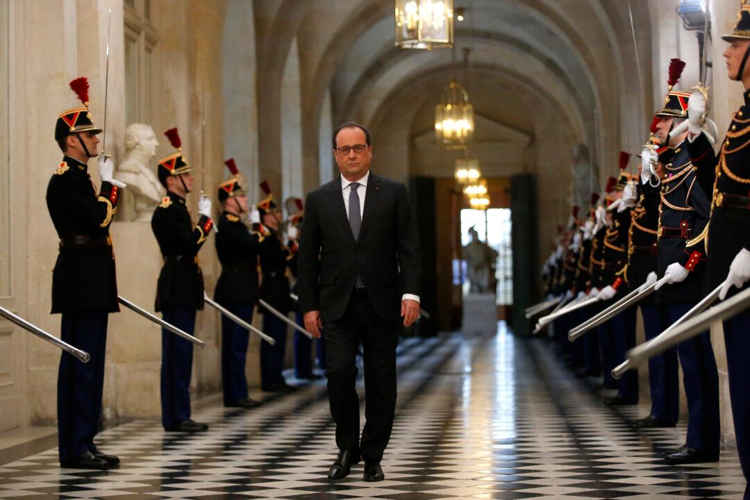 France Seeks United US-Russia Assault on ISIS