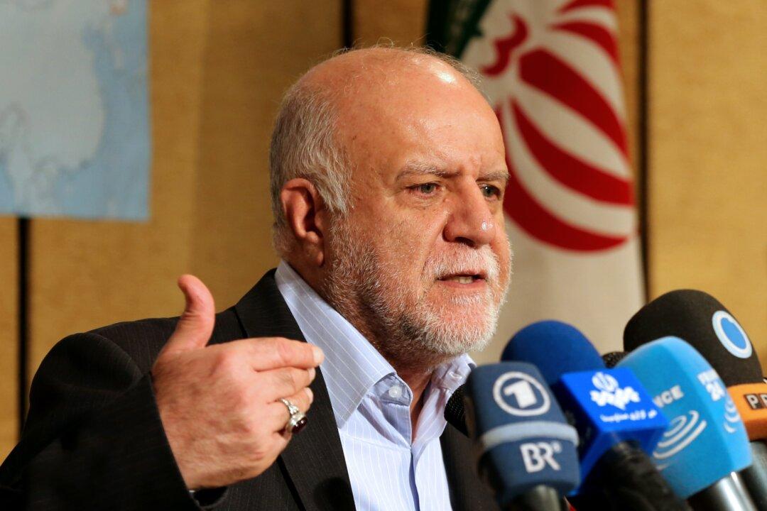 Iran to Boost Oil Exports After Sanctions Are Lifted