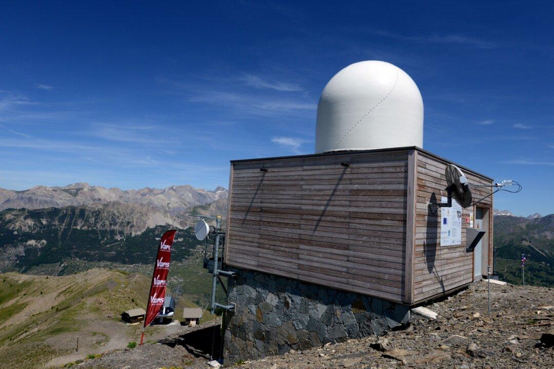 The Quixotic Quest for the Perfect Weatherman