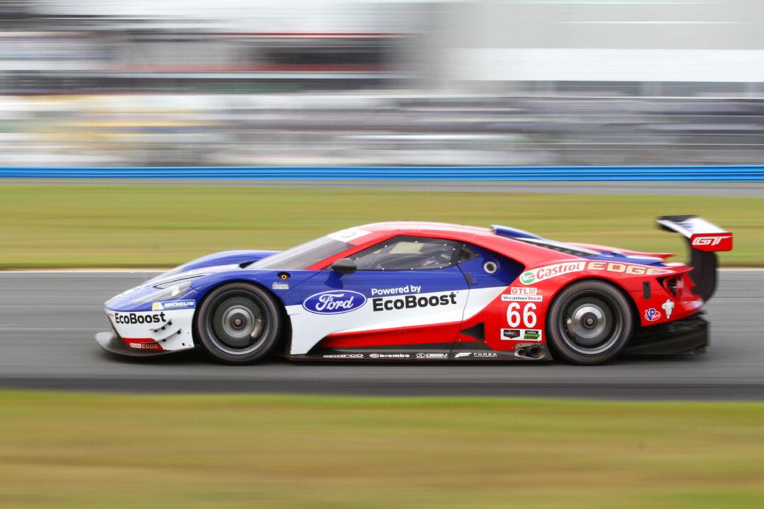 First Look at 2016 IMSA WSCC Field
