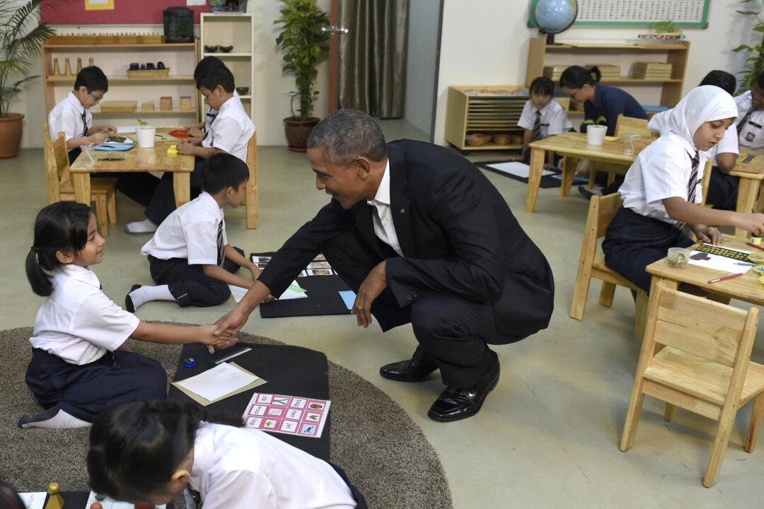 Obama Tries to Put Human Face on Syrian Refugee Debate