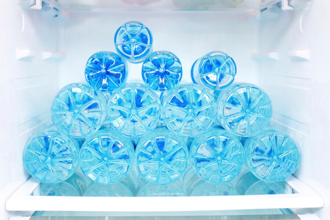 How to Use a Laser to Refrigerate Water