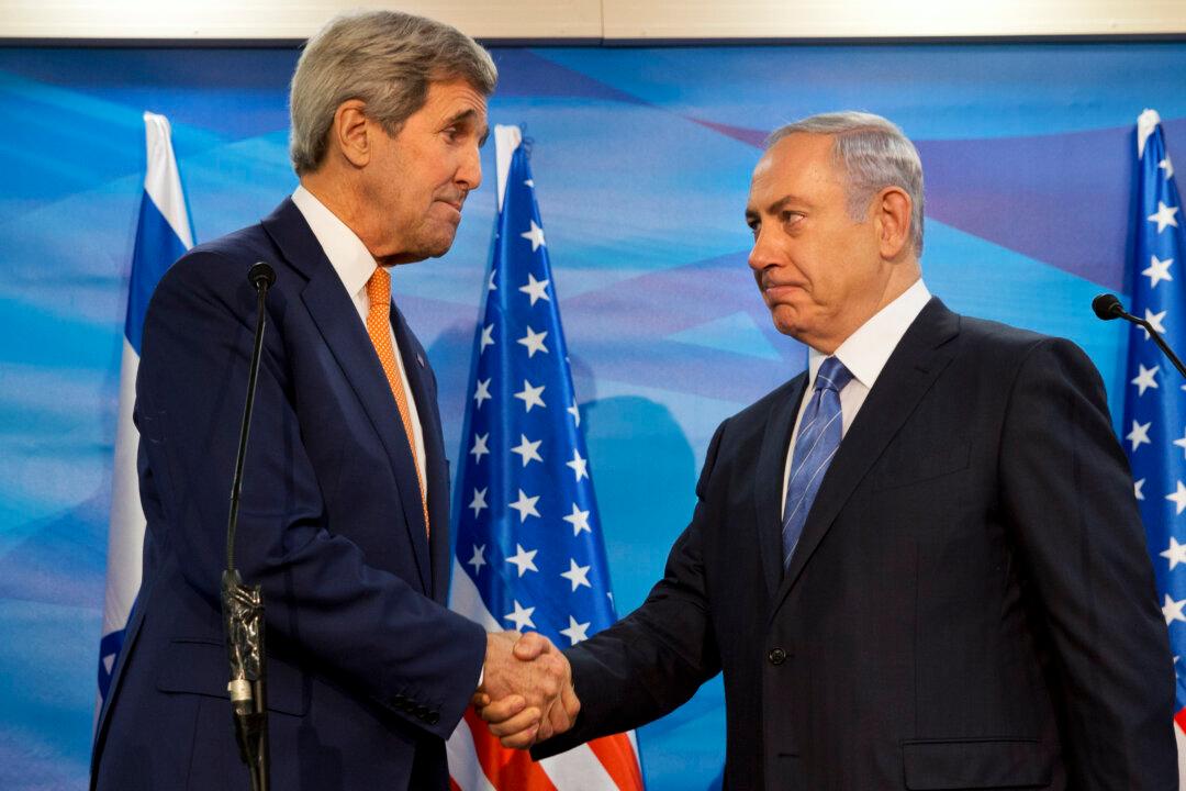 As Kerry Visits Israel Again, No Talk of Peace Deal