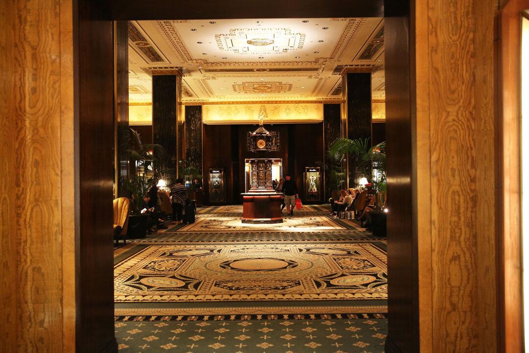 Moving Out: Chinese Investors Flee US Real Estate