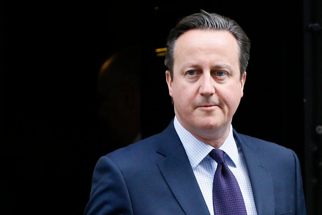 Cameron Heads Into EU Summit With EU Membership at Stake