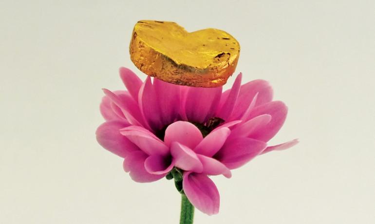 This 20-Karat Gold Is Almost as Light as Air