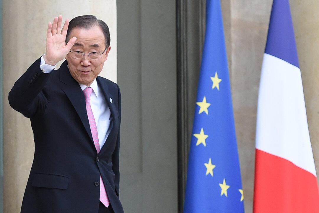 Calm Before the Storm as Paris Prepares for Climate Summit