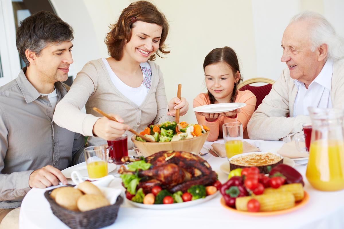 Retail Workers Should Spend Thanksgiving With Family, Not Customers