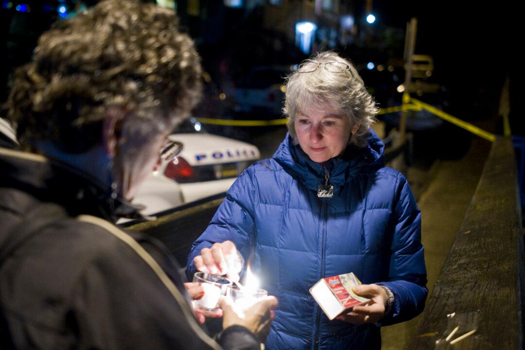 Police Investigate Death of Alaska’s Capital City Mayor