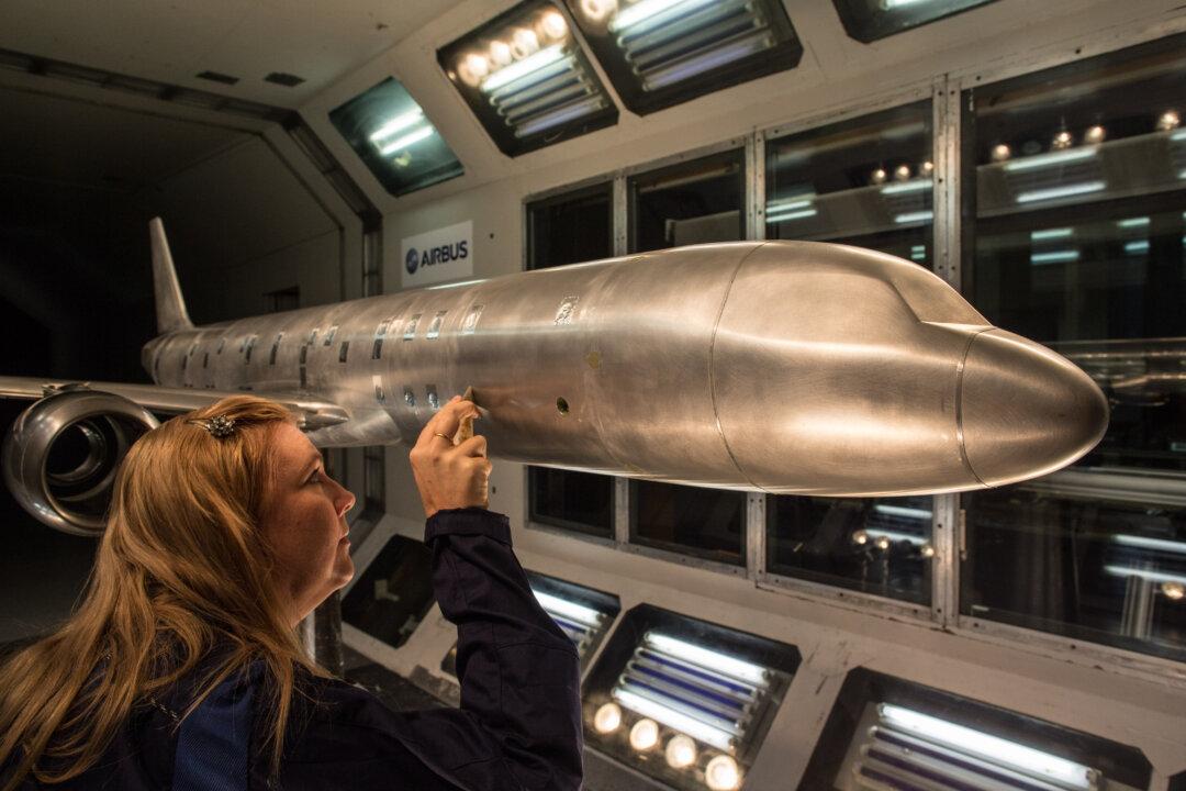 Airbus Patents Removable Airplane Cabins